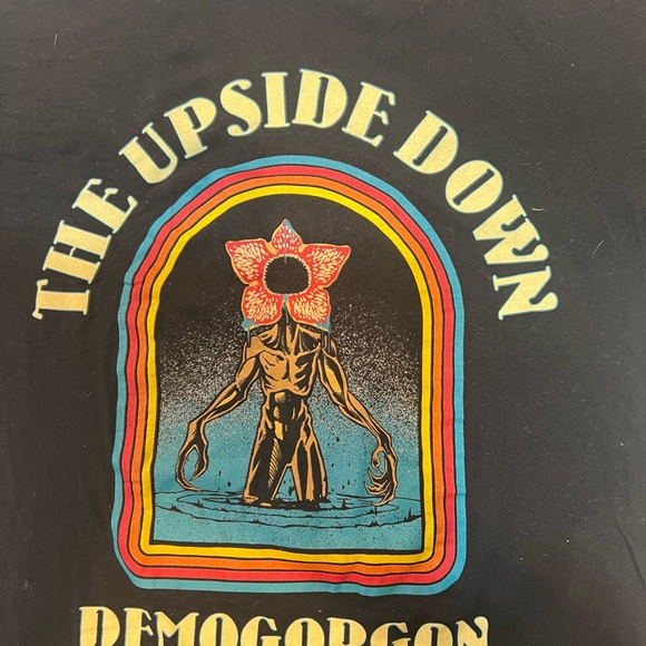 Stranger Things Demogorgon T-Shirt - Picture 4 of 6
